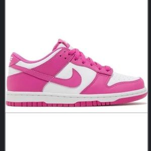 Meet your Posher, Ava